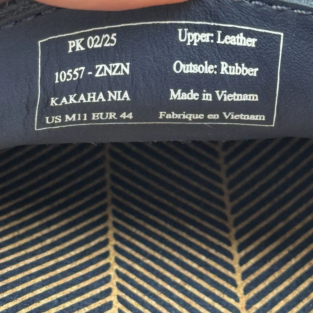 OluKai size 11